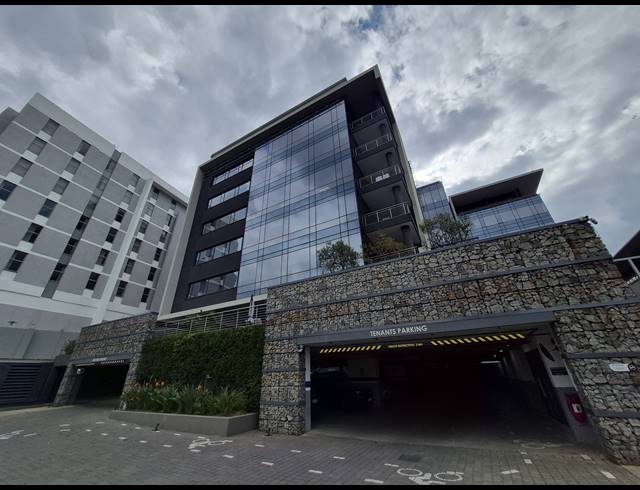 1,282M² OFFICE TO LET IN SANDTON CENTRAL